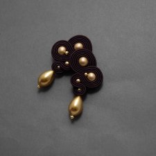 bakłażanowo-złote kolczyki sutasz