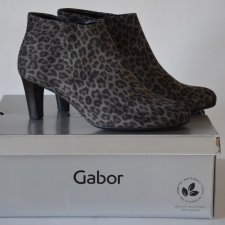 nowe botki Gabor 38,5 cętki