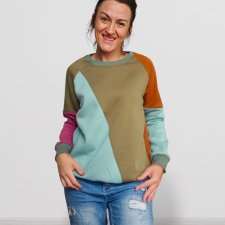 Cieplutka bluza pachworkowa