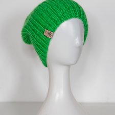 Ręcznie robiona zielona czapka beanie smerfetka Drops Snow rękodzieło handmade