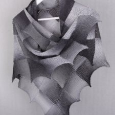 Chusta w szarościach