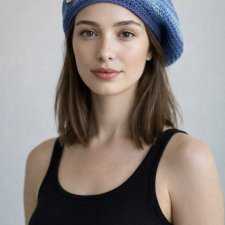 Wiosenny beret damski z antenką ręcznie robiony bawełna uniwersalny