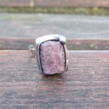 Rubin - pierścionek regulowany