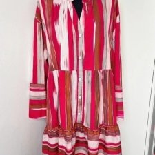 Kolorowa oryginalna sukienka plus size luźna rozkloszowana .