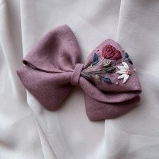 Kokardka haftowana