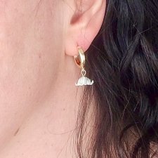 Złocone Kolczyki Konwalie – Minimalistyczne i Subtelne