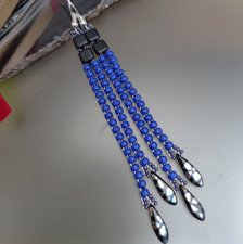 Długie kolczyki wiszące z niebieskich koralików – Boho Chic z efektem mozaiki