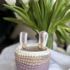 Ręcznie pleciony organizer do łóżeczka – bawełniany koszyczek Boho wielobarwny