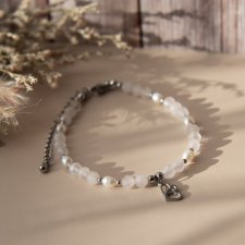 Bransoletka z kamieni - kwarc różowy i perła słodkowodna z zawieszką serca