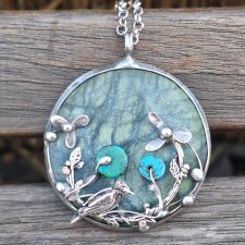 Ptak w ogródku - wisiorek