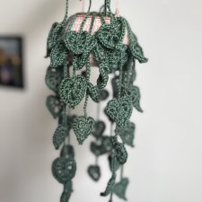 Szydełkowy kwiat wiszący – Zielony akcent w stylu BOHO rozmiar M