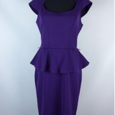 Boohoo Night sukienka z baskinką / 42