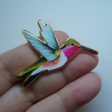 PIN PRZYPINKA BROSZKA PTAK KOLIBER