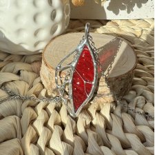 Naszyjnik witrażowy wisiorek na łańcuszku "Listek" Red
