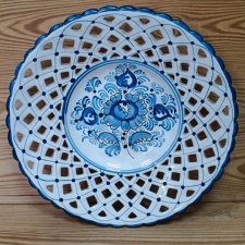Ręcznie malowany ażurowy talerz dekoracyjny vintage