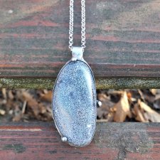 Zwykły kamień - wisiorek