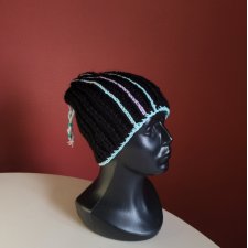 Czapka świecąca w ciemności