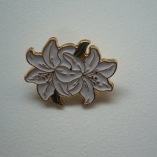 PIN PRZYPINKA BROSZKA KWIAT LILIA LILIE