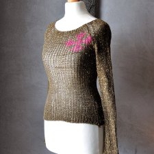 Ażurowy sweter ze złotą nicią rock XS S