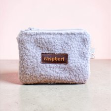 Szare etui na klucze portfelik baranek