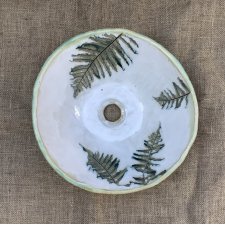 Ceramiczna ręcznie robiona biała umywalka z paprociami