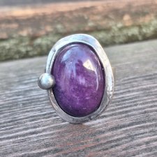 Fiolecik - pierścionek regulowany