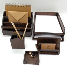 Zestaw drewnianych przyborników na biurko, 6 elementów, ciemny brąz