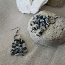 Długie kolczyki czarno-białe z turmalinem i kryształem górskim