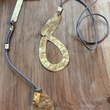 Naszyjnik regulowany