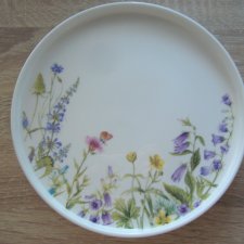 PORCELANOWY TALERZ 20 CM