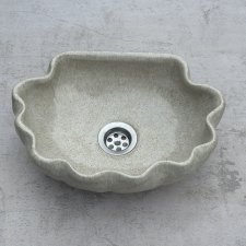 Umywalka w kształcie muszelki