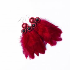 Kolczyki wiszące długie piórka czerwone sutasz etno boho hippie