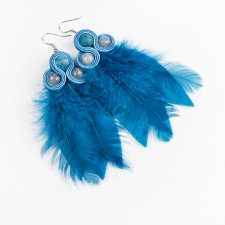 Kolczyki wiszące długie piórka niebieskie sutasz etno boho hippie