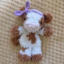 Ręcznie wykonana krówka – przytulanka handmade