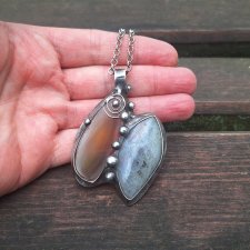 Szary labradoryt - wisiorek