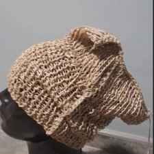 Letnia czapka z lnem