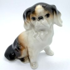 Figurka pies pekińczyk porcelana CLUJ Rumunia Lata 70 XX wieku design