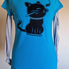 T- shirt z kotem
