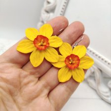 Kolczyki wiszące narcyzy żonkile ręcznie robione biżuteria wiosenna stal nierdzewna