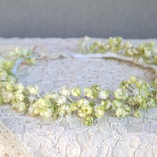 Waniliowa mgiełka – delikatny wianek komunijny i ślubny w biało-zielonych tonach, wianek na komunię, biały wianek na komunię