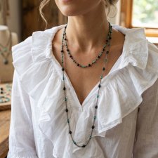 Naszyjnik makramowy ze szklanymi koralikami