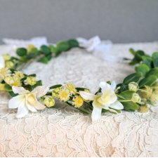 Białe frezje o świcie – wianek komunijny ślubny boho