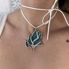 Wisiorek kwiat "Magnolia" na zamowienie Biżuteria autorska Naszyjnik szklany