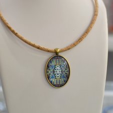 naszyjnik z korka CORK CABO z medalionem z grafiką 4