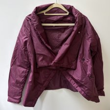 PROMOD asymetryczna taliowana wyjątkowo leciutka kurtka