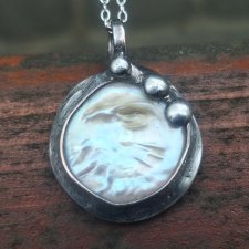 Perła po prostu - wisiorek