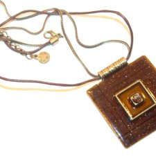 IKITA  efektowny czekoladowy Wisior wisiorek