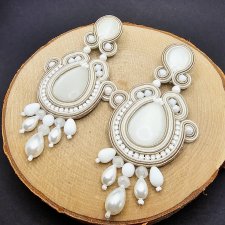 Biało beżowe długie kolczyki sutasz z kocim okiem