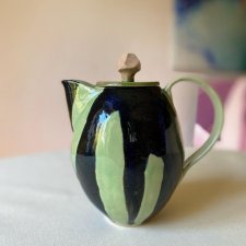 Ceramiczny czajniczek na herbatę