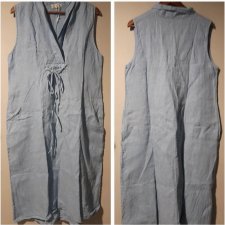 Niebieska lniana sukienka